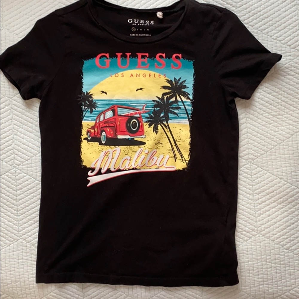 A black shirt